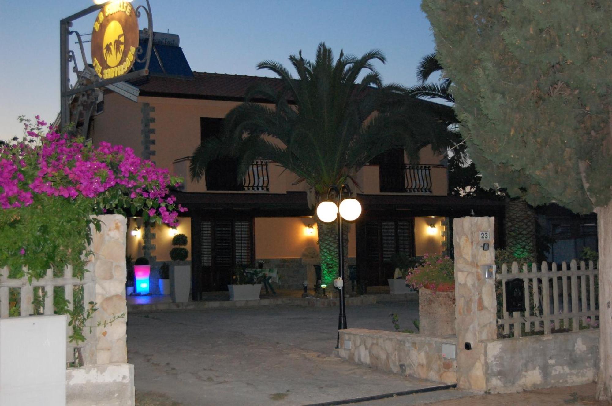 Sunrise Bed & Breakfast Lascari Exterior photo
