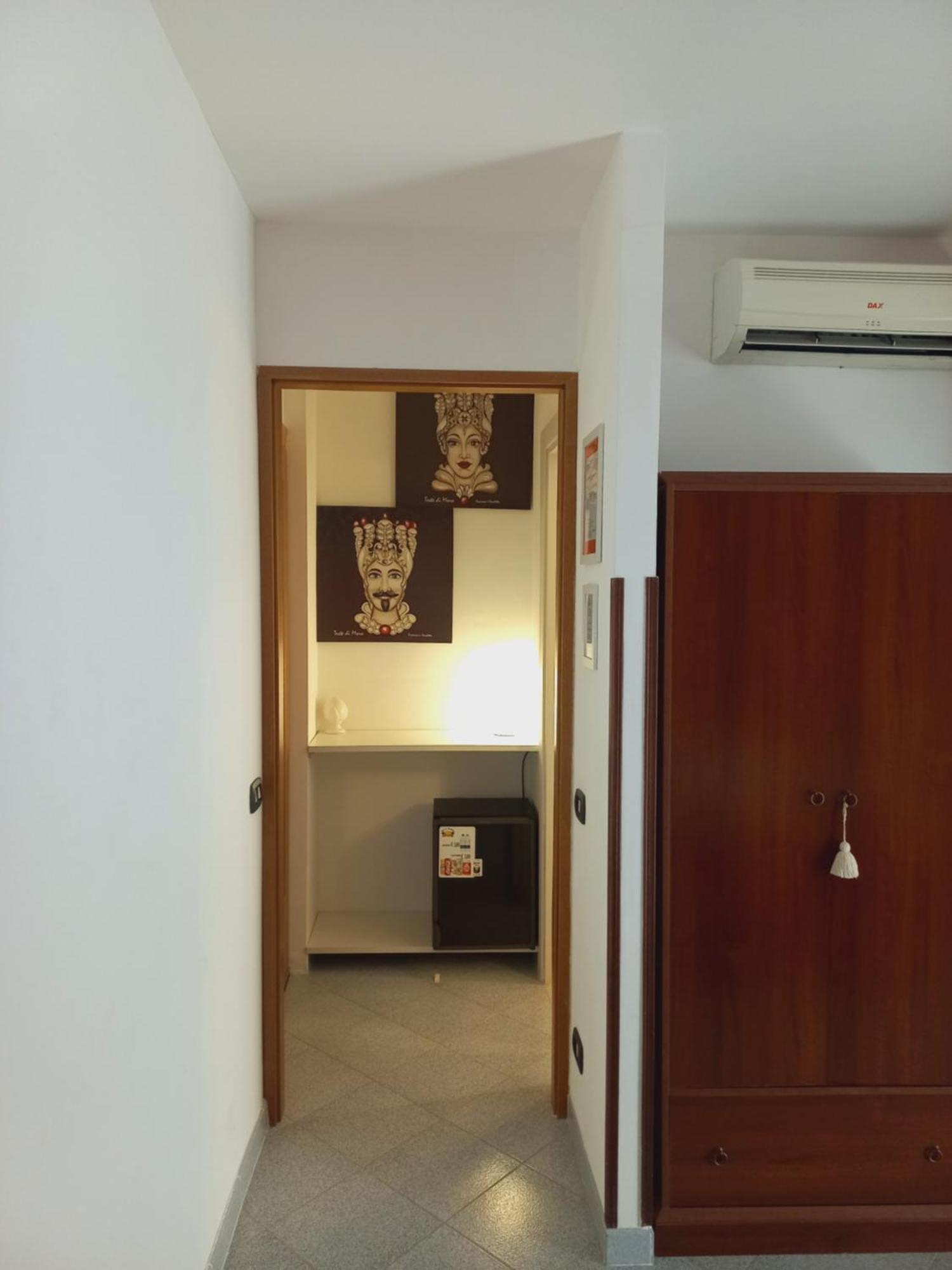 Sunrise Bed & Breakfast Lascari Exterior photo