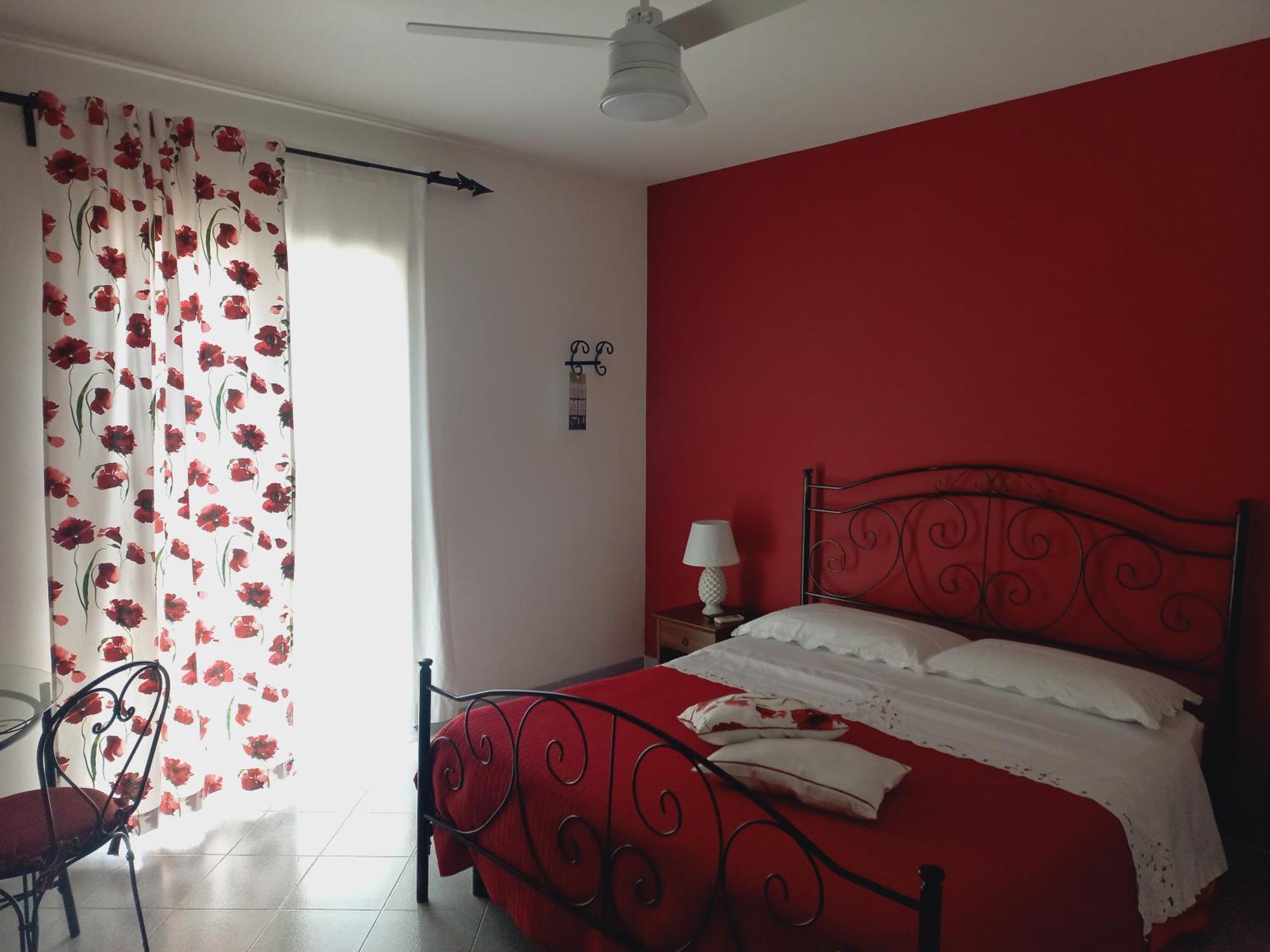 Sunrise Bed & Breakfast Lascari Exterior photo