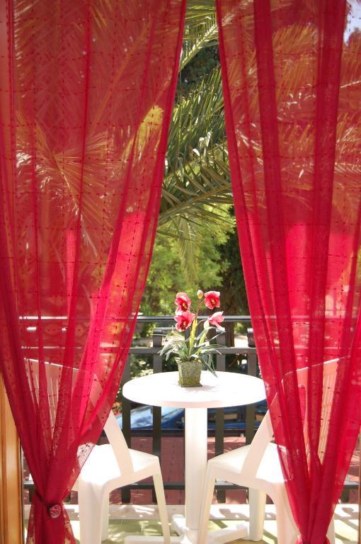 Sunrise Bed & Breakfast Lascari Room photo